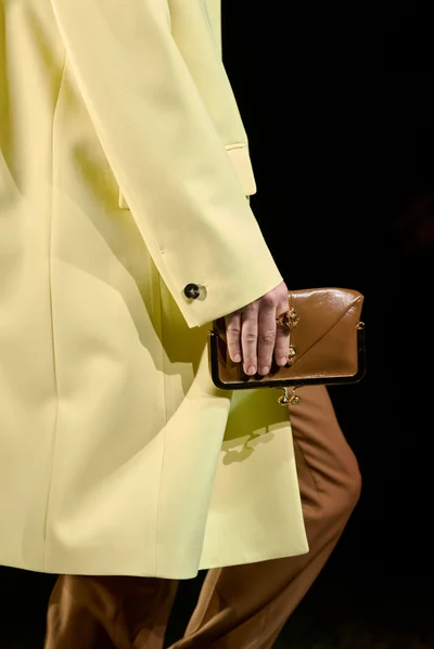 Look 39